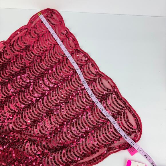 NEW Betsey Johnson RED sequined Bling Scalloped Edge Long wrap Rectangular shawl - Picture 7 of 8